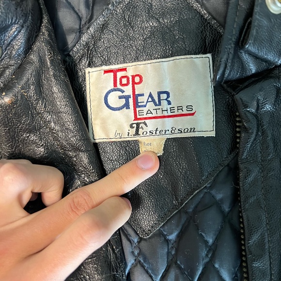 leather jacket - Picture 3 of 10